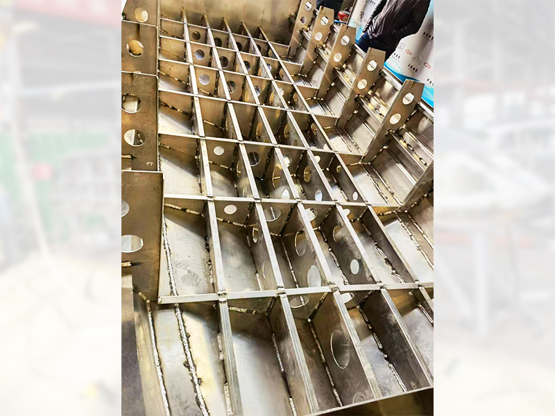 規范高強度的內部結構4